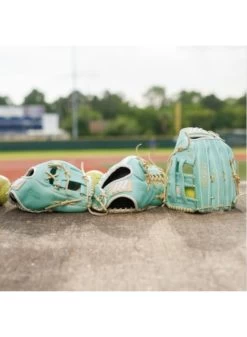 Marucci Palmetto Fastpitch 97A6 12.50 In T Web RHT -Baseball Joy Boutique marucci marucci palmetto fastpitch 97a6 1250 in t 4