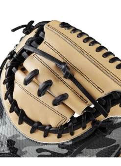 Wilson Glove Of The Month October 2022 CM33 Black Camo/Blonde 33" RHT Catchers Mitt -Baseball Joy Boutique wilson wilson glove of the month october 2022 cm33 3